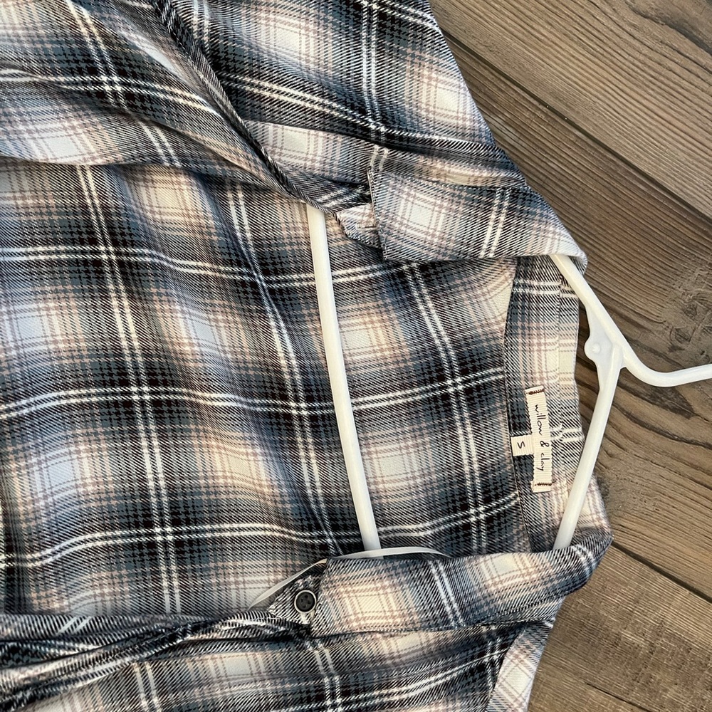 Willow & Clay Aria Fringe Open Front - image 6